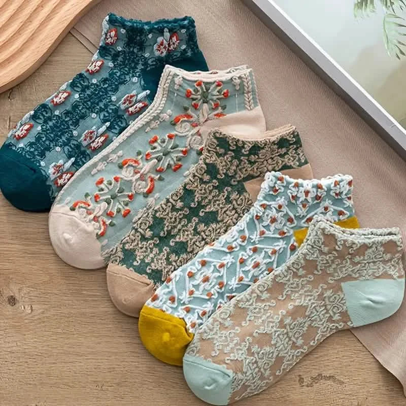 5-Pairs: Vintage Court Style Short Socks DailySale