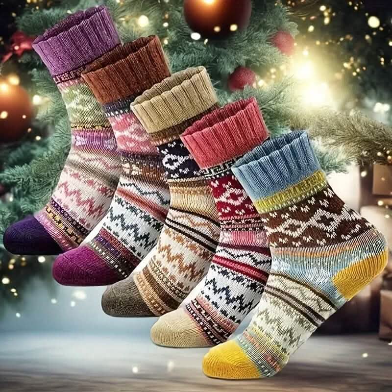5-Pairs: Women's Comfortable and Warm Crew Socks DailySale