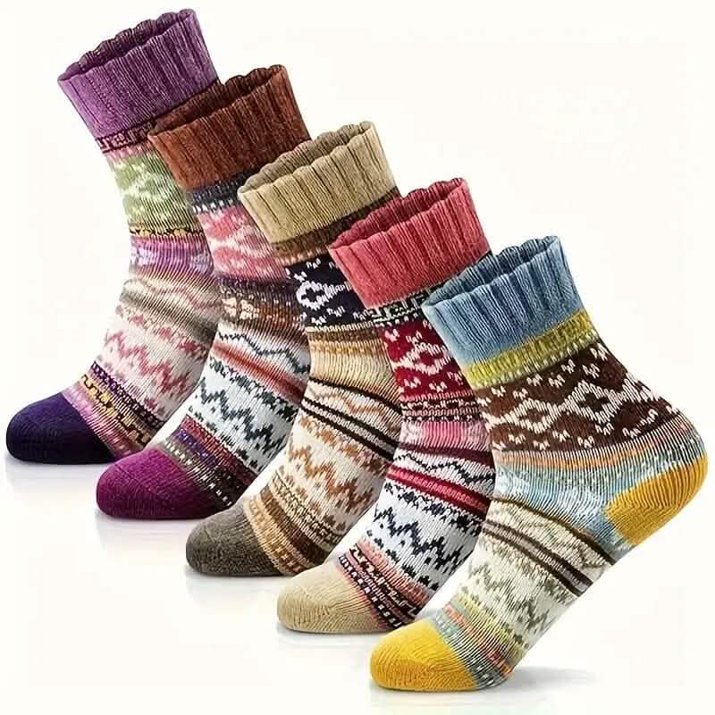5-Pairs: Women's Comfortable and Warm Crew Socks DailySale