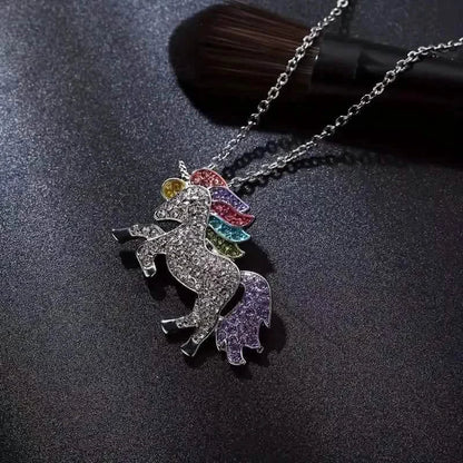 5-Piece Set: Pendant Necklace, Bracelet, Earrings, Ring Set Decoration Accessories DailySale