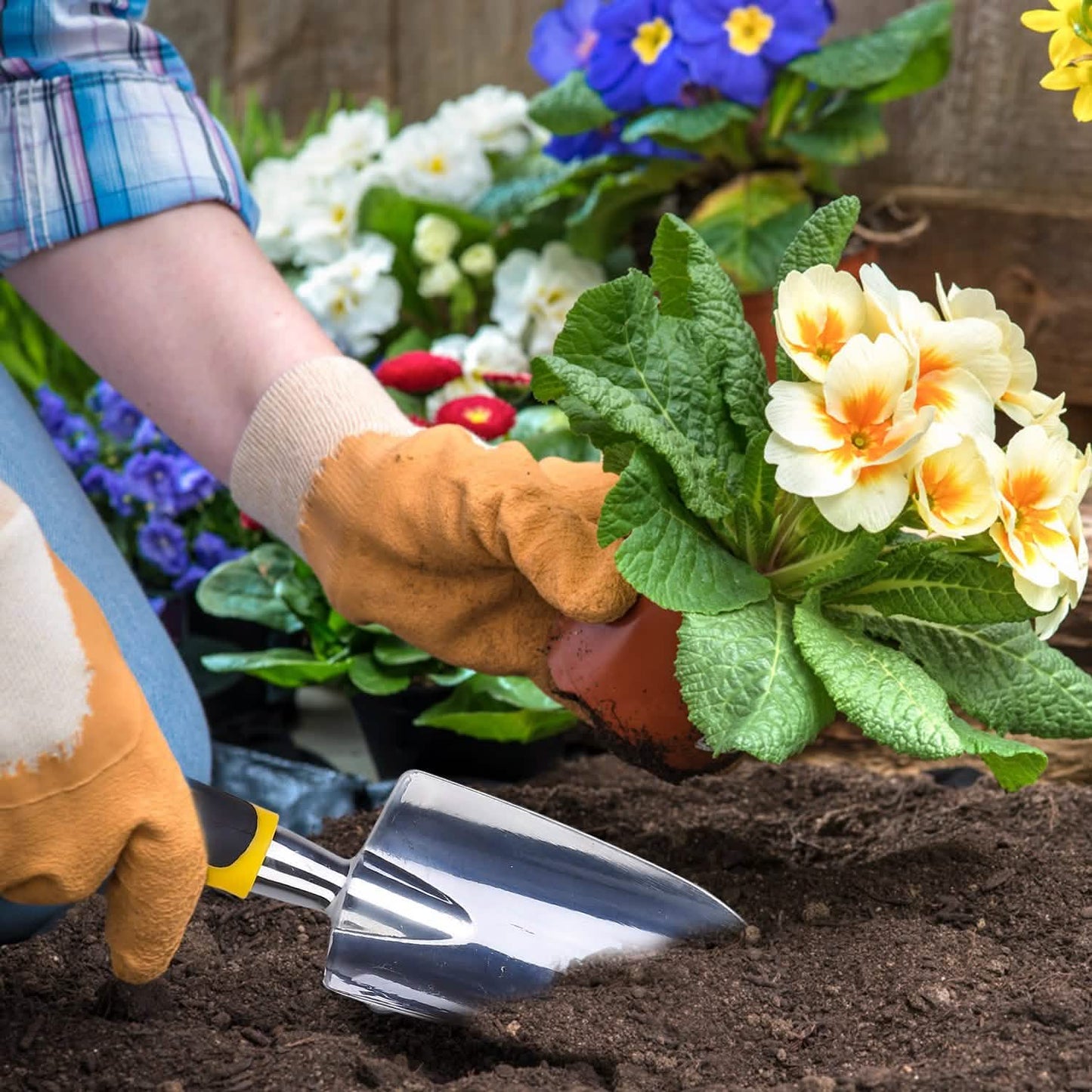 5-Pieces Set: Heavy Duty Garden Tool Set with Non-Slip Handle DailySale