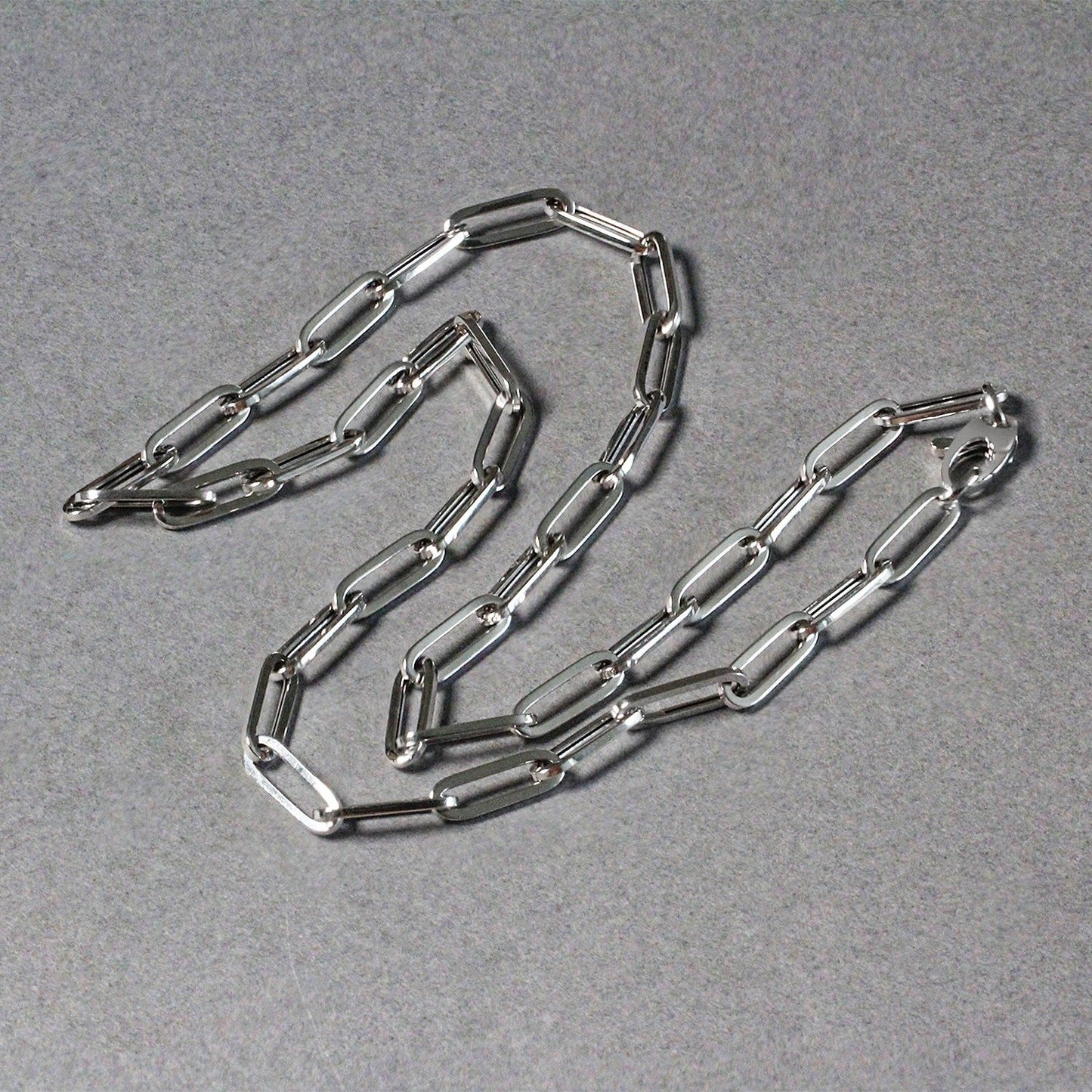 14k White Gold Bold Paperclip Chain (4.2 mm) Bids.com