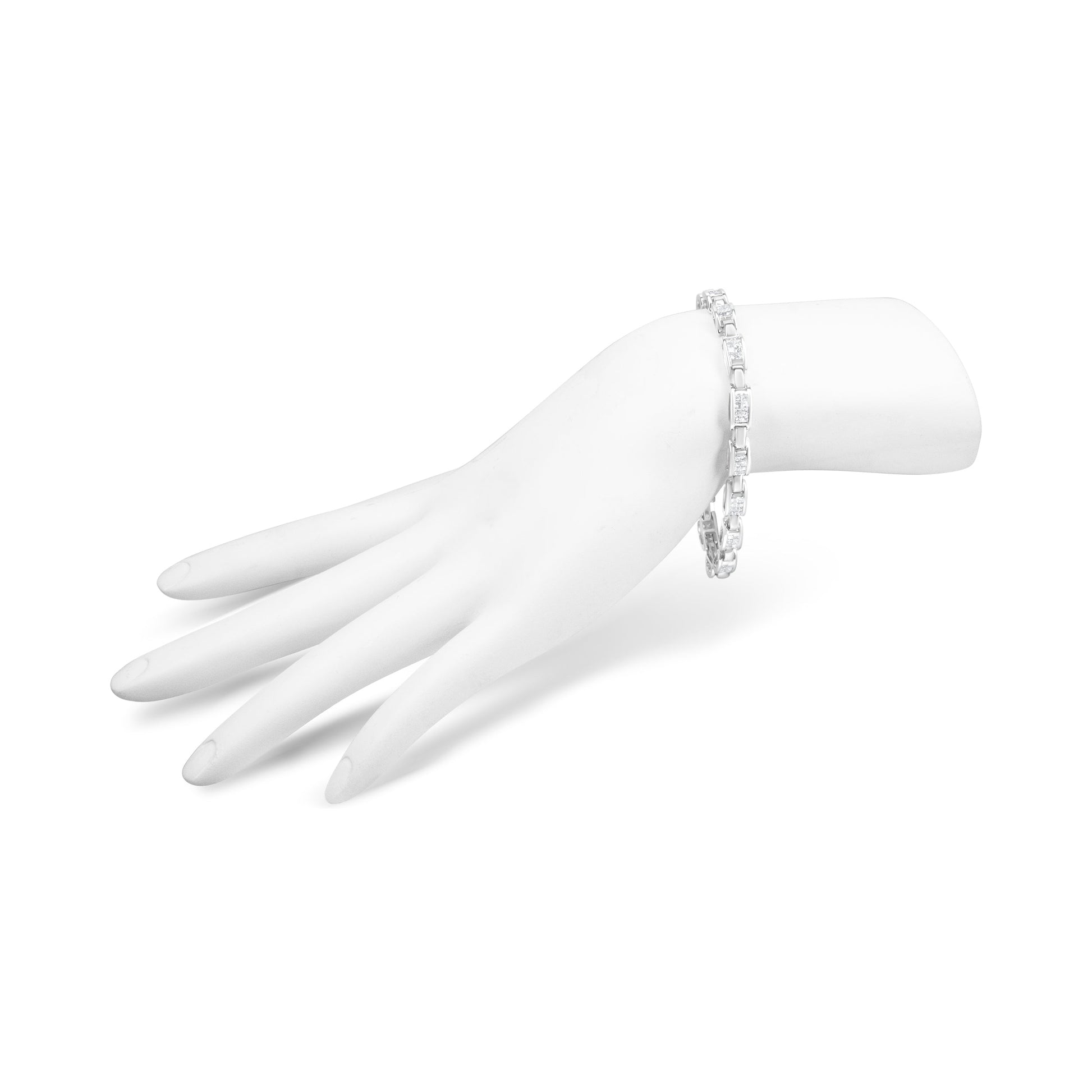 14K White Gold 2.0 Cttw Princess Cut Invisible Set Diamond Rectangular Link Bracelet (I-J Color, I1-I2 Clarity) - 7.25" Bids.com
