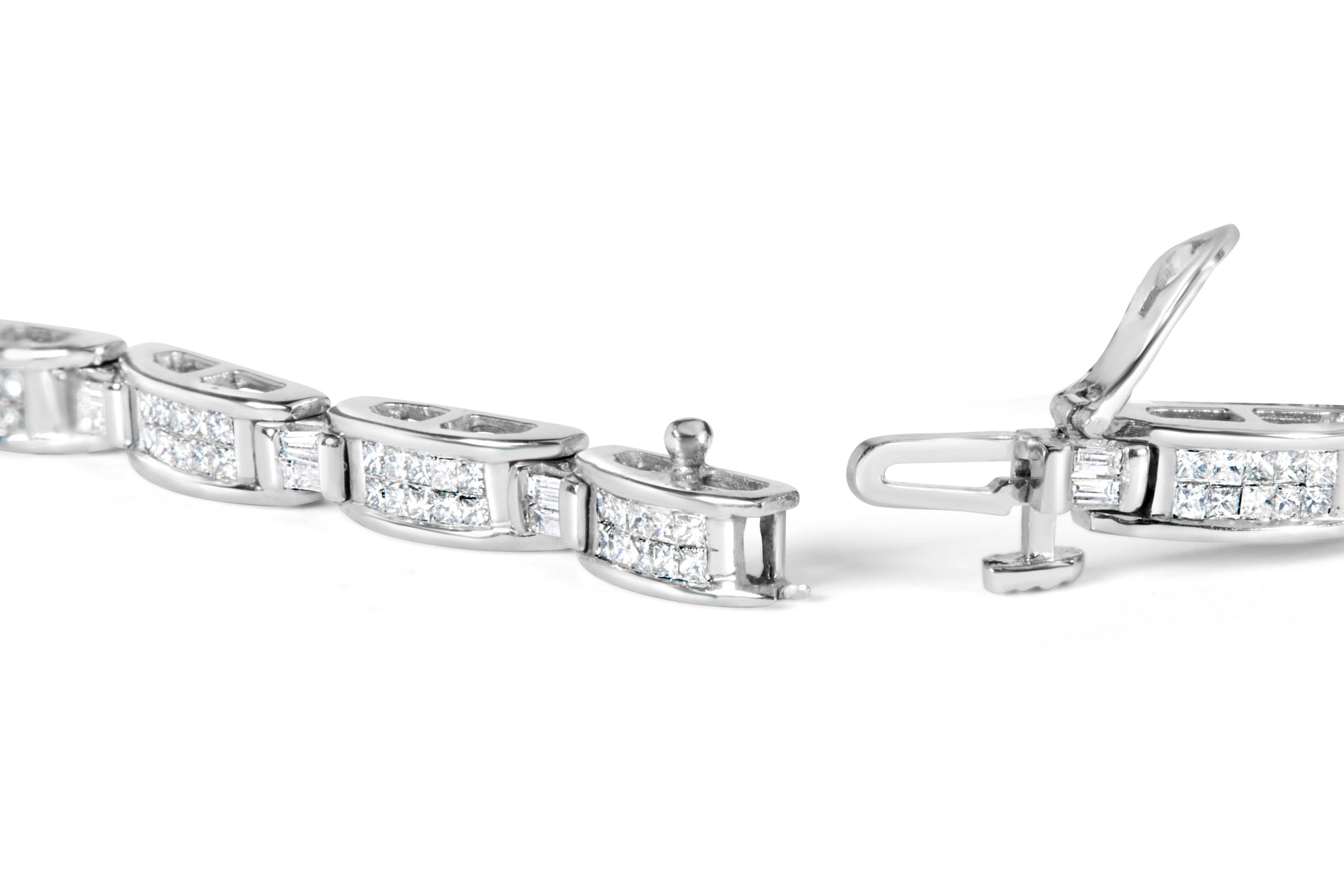 14K White Gold 2.0 Cttw Baguette and Princess-Cut Diamond Tennis Bracelet (H-I Color, SI1-SI2 Clarity) - 7" Bids.com