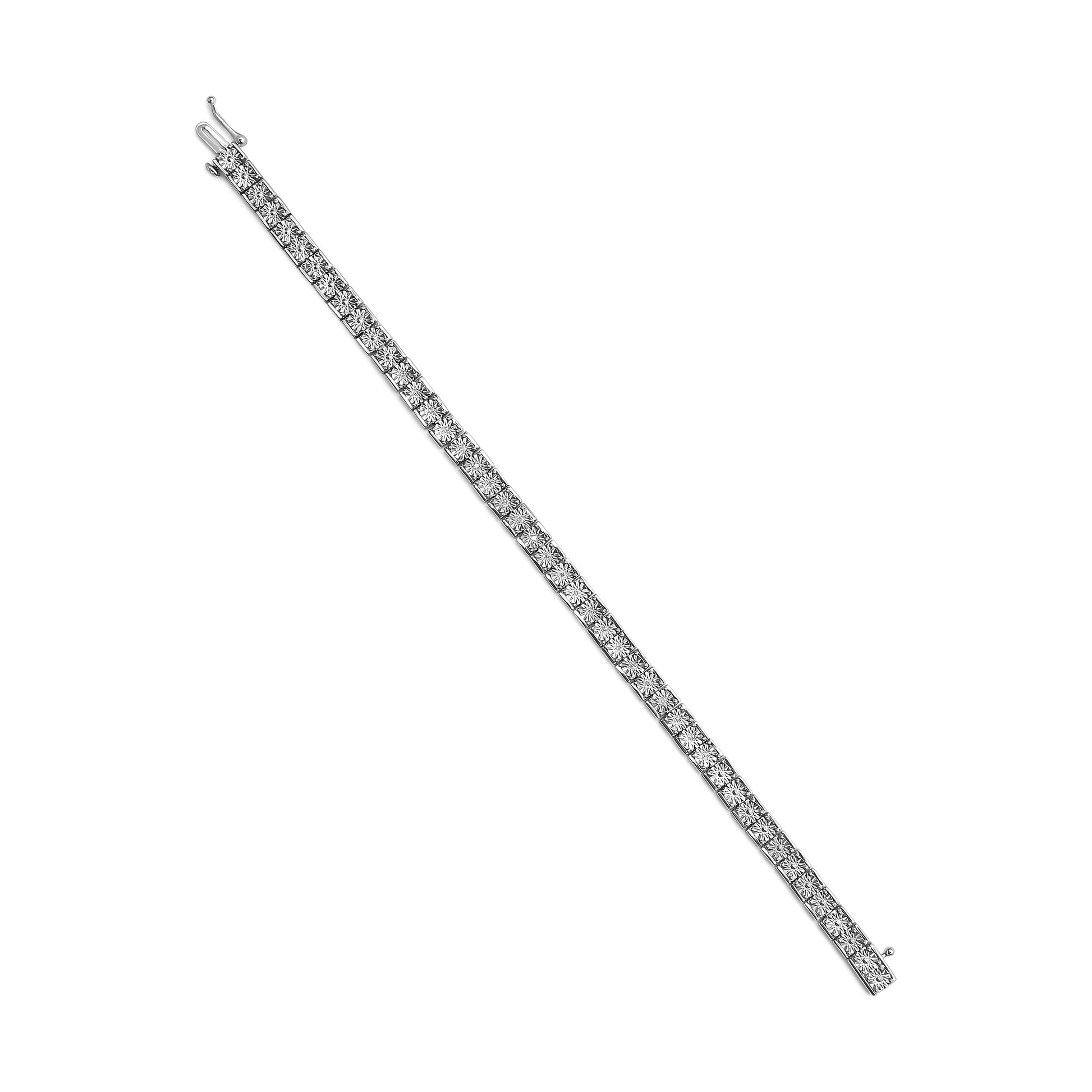 .925 Sterling Silver 1/10 Cttw Diamond 7.25" Link Bracelet (I-J Color, I2-I3 Clarity) Bids.com