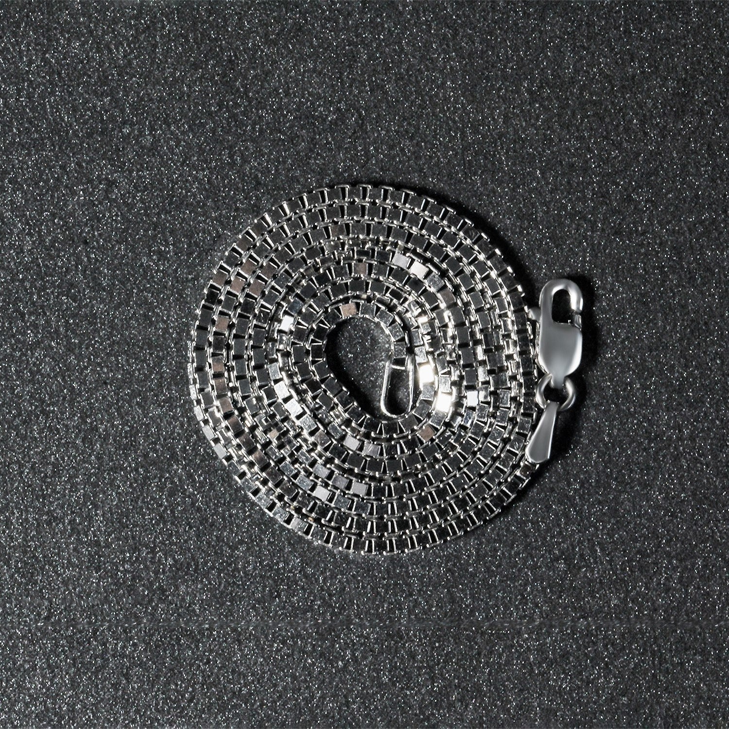 14k White Gold Classic Box Chain 1.4mm Bids.com