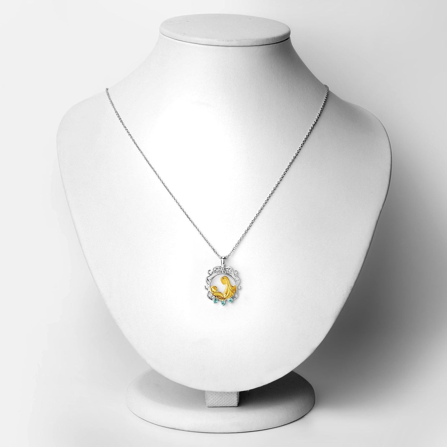 0.09 Carat Genuine Emerald .925 Sterling Silver Pendant Bids.com