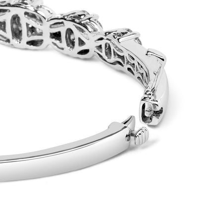 14K White Gold 2 1/2 Cttw Diamond Graduating Floral Cluster Bangle Bracelet (H-I Color, SI1-SI2 Clarity) - Fits Wrists up to 7.25" Bids.com