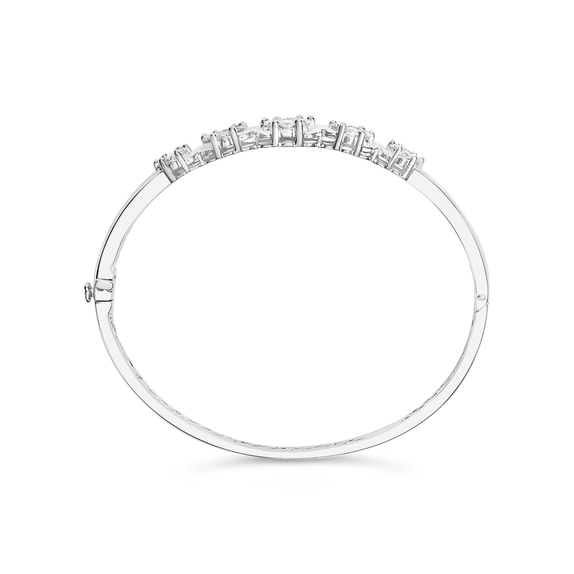 14K White Gold 2 1/2 Cttw Diamond Graduating Floral Cluster Bangle Bracelet (H-I Color, SI1-SI2 Clarity) - Fits Wrists up to 7.25" Bids.com