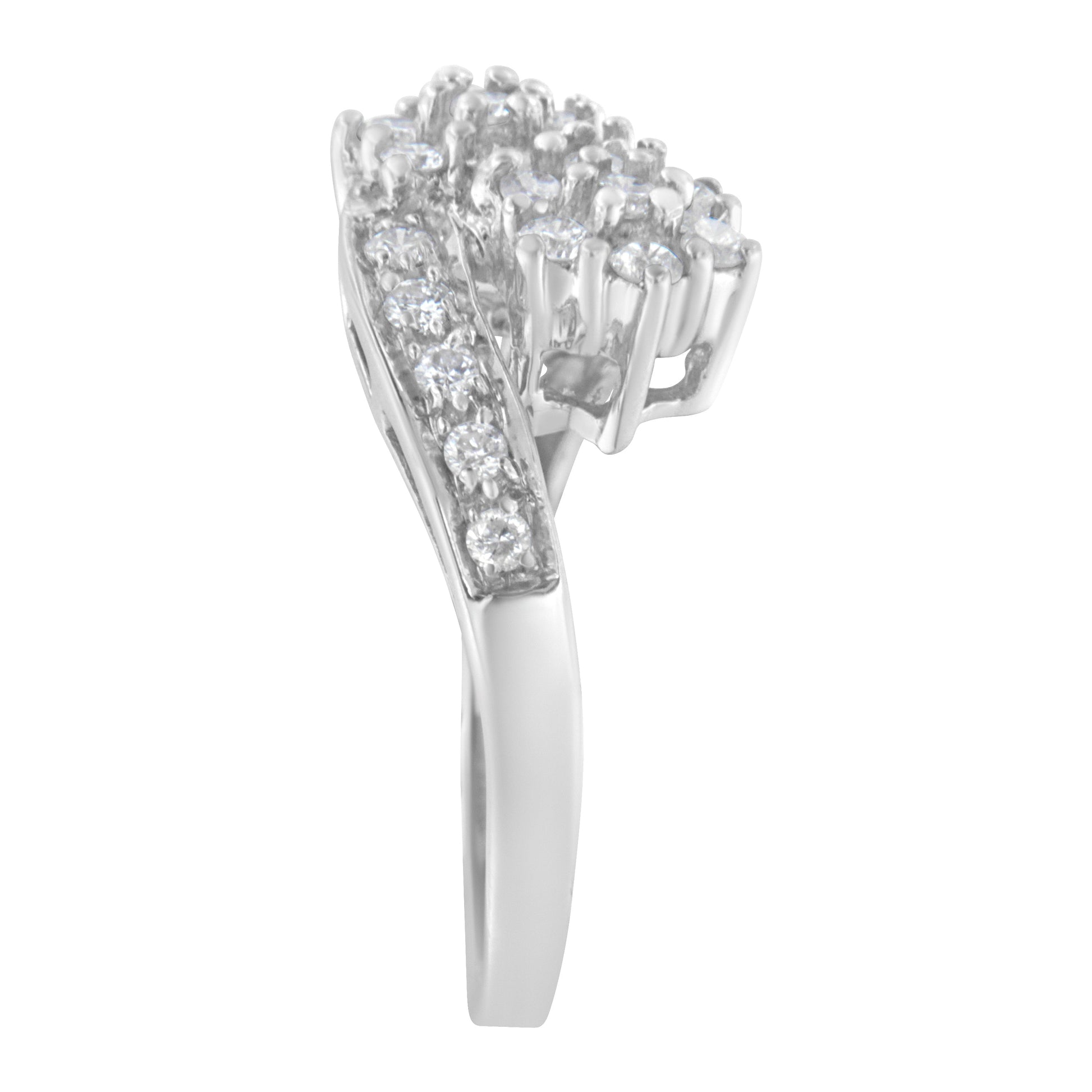 14KT White Gold Diamond Cluster Ring Band (7/8 cttw, H-I Color, I1-I2 Clarity) Bids.com