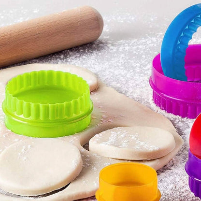 7-Pack: Premium Quality Two-Sided Biscuit Cutter Set For Cookies And Fondant Cakes DailySale