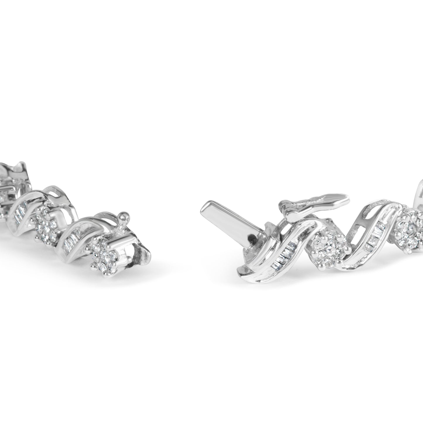 14K White Gold 2.00 Cttw Diamond Cluster and Spiral Link Bracelet (I-J Color, I1-I2 Clarity) - 7" Bids.com