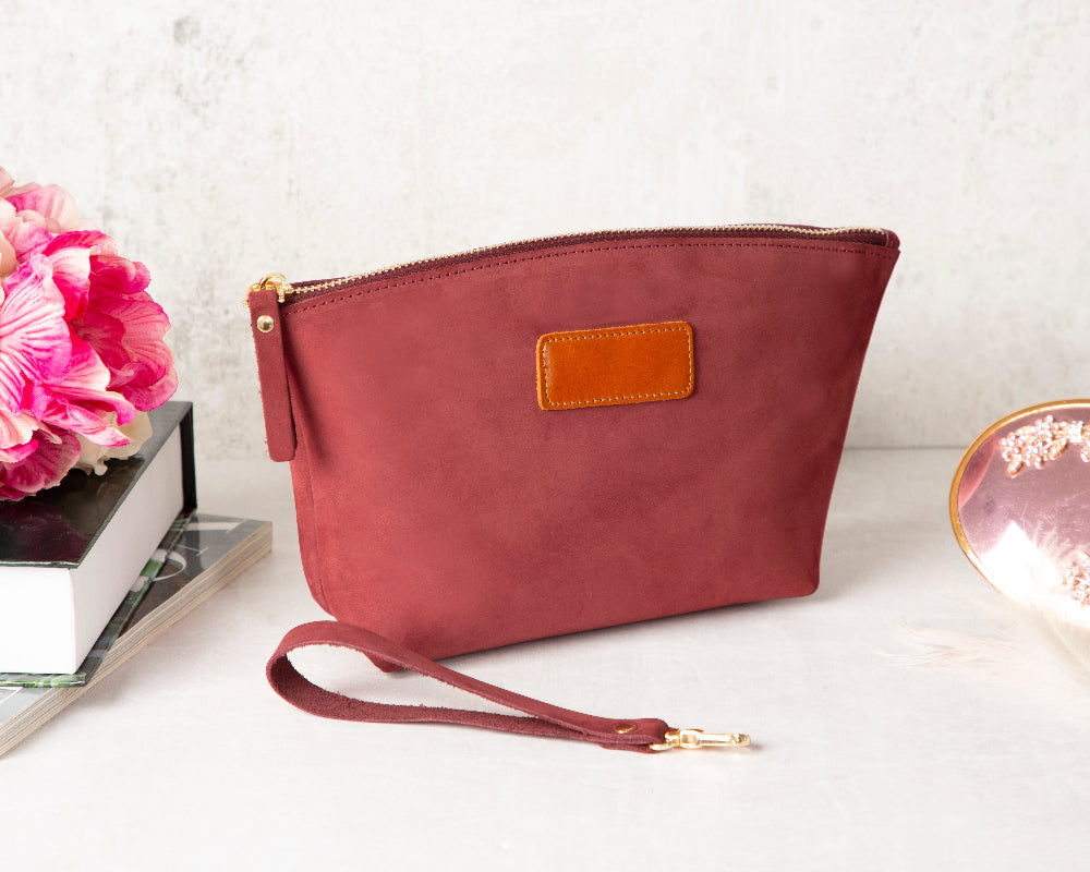 Luna Leather Makeup Bag – Genuine Leather Toiletry & Dopp Kit for Men & Women for Travel Elegance | Minimal & Handcrafted Mizuri Leather