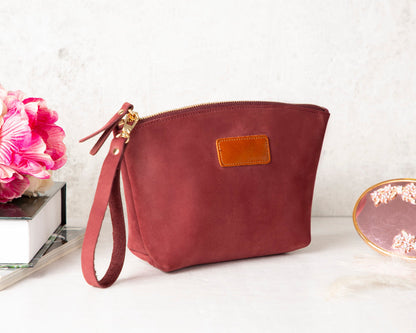 Luna Leather Makeup Bag – Genuine Leather Toiletry & Dopp Kit for Men & Women for Travel Elegance | Minimal & Handcrafted Mizuri Leather