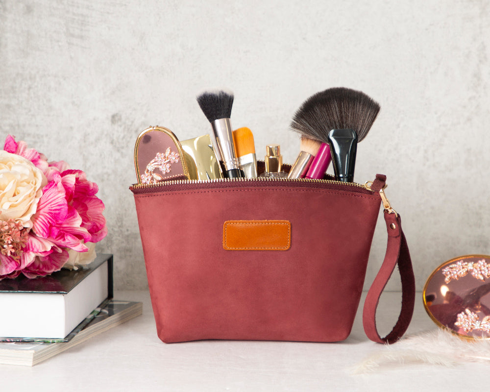 Luna Leather Makeup Bag – Genuine Leather Toiletry & Dopp Kit for Men & Women for Travel Elegance | Minimal & Handcrafted Mizuri Leather