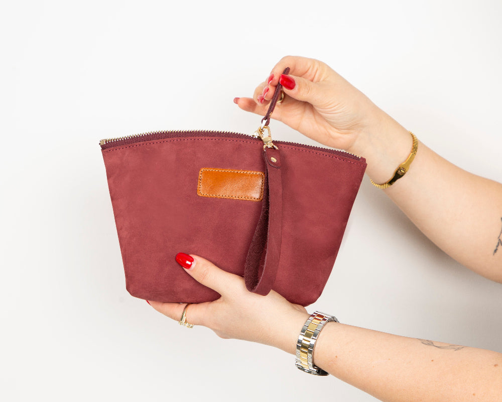 Luna Leather Makeup Bag – Genuine Leather Toiletry & Dopp Kit for Men & Women for Travel Elegance | Minimal & Handcrafted Mizuri Leather