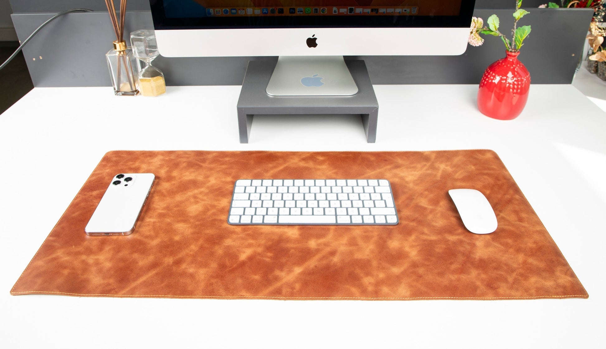 Natural Leather Desk Mat (91 cm x 48 cm) Mizuri Leather