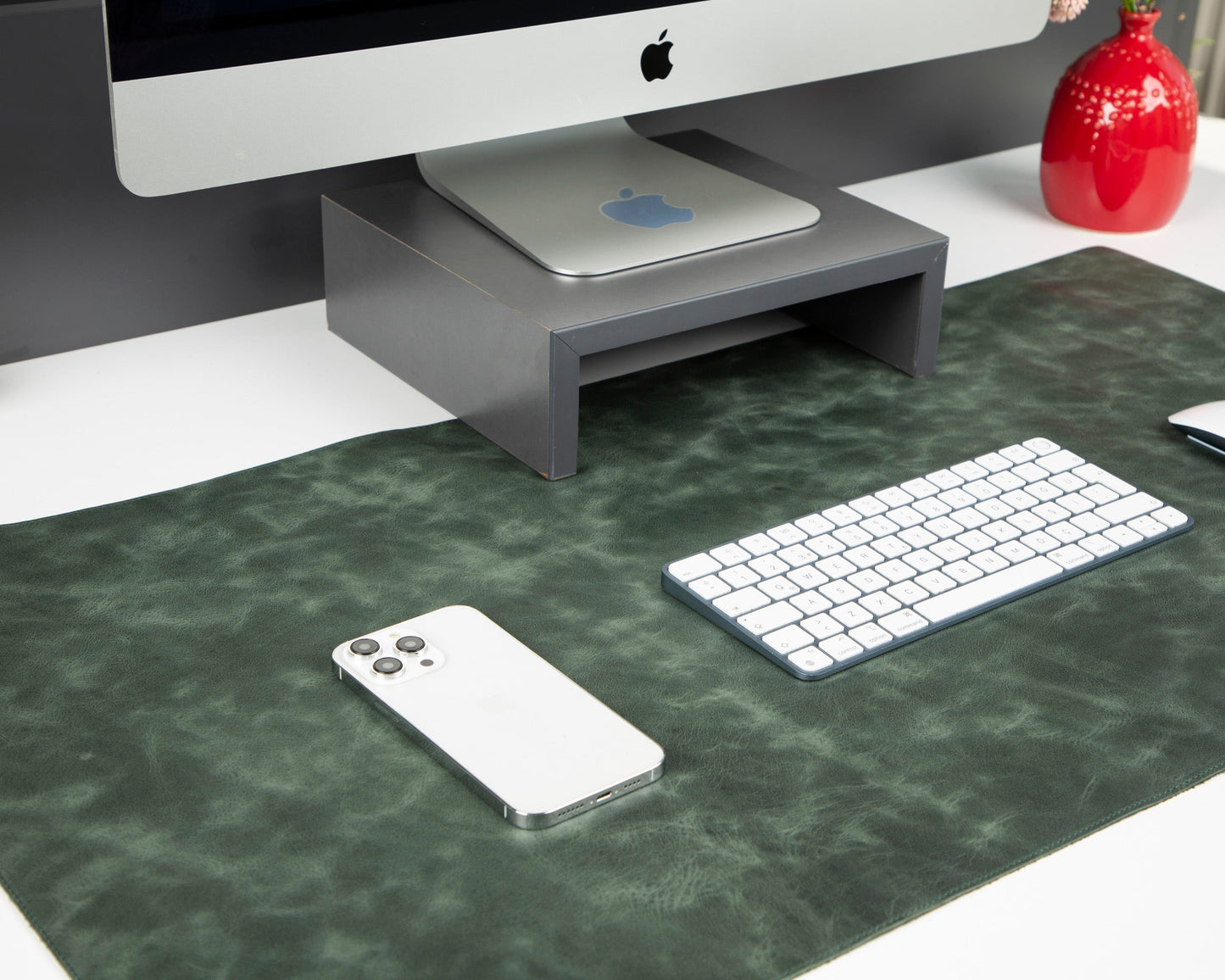 Natural Leather Desk Mat (91 cm x 48 cm) Mizuri Leather