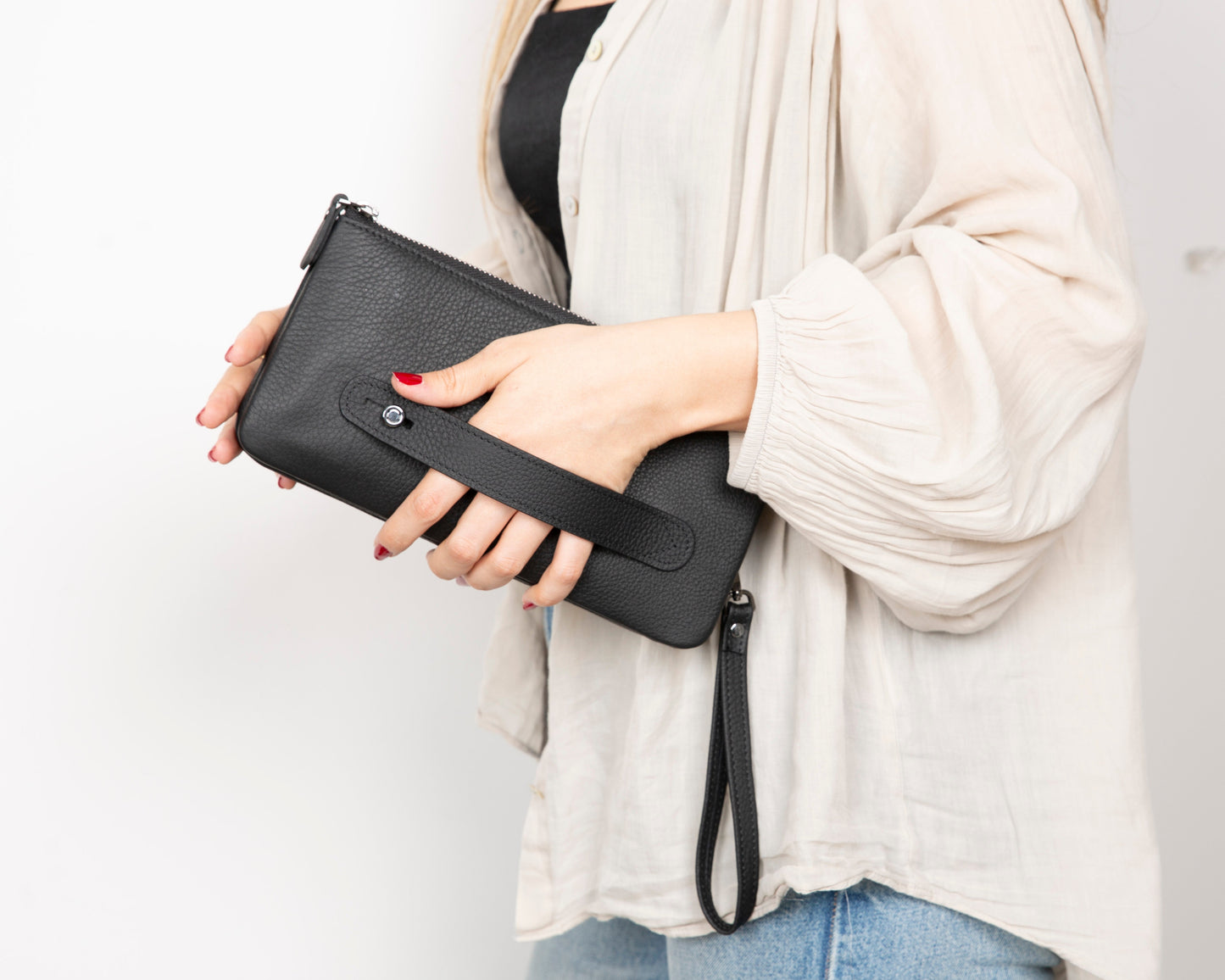 Majeste Leather Clutch Bag Mizuri Leather