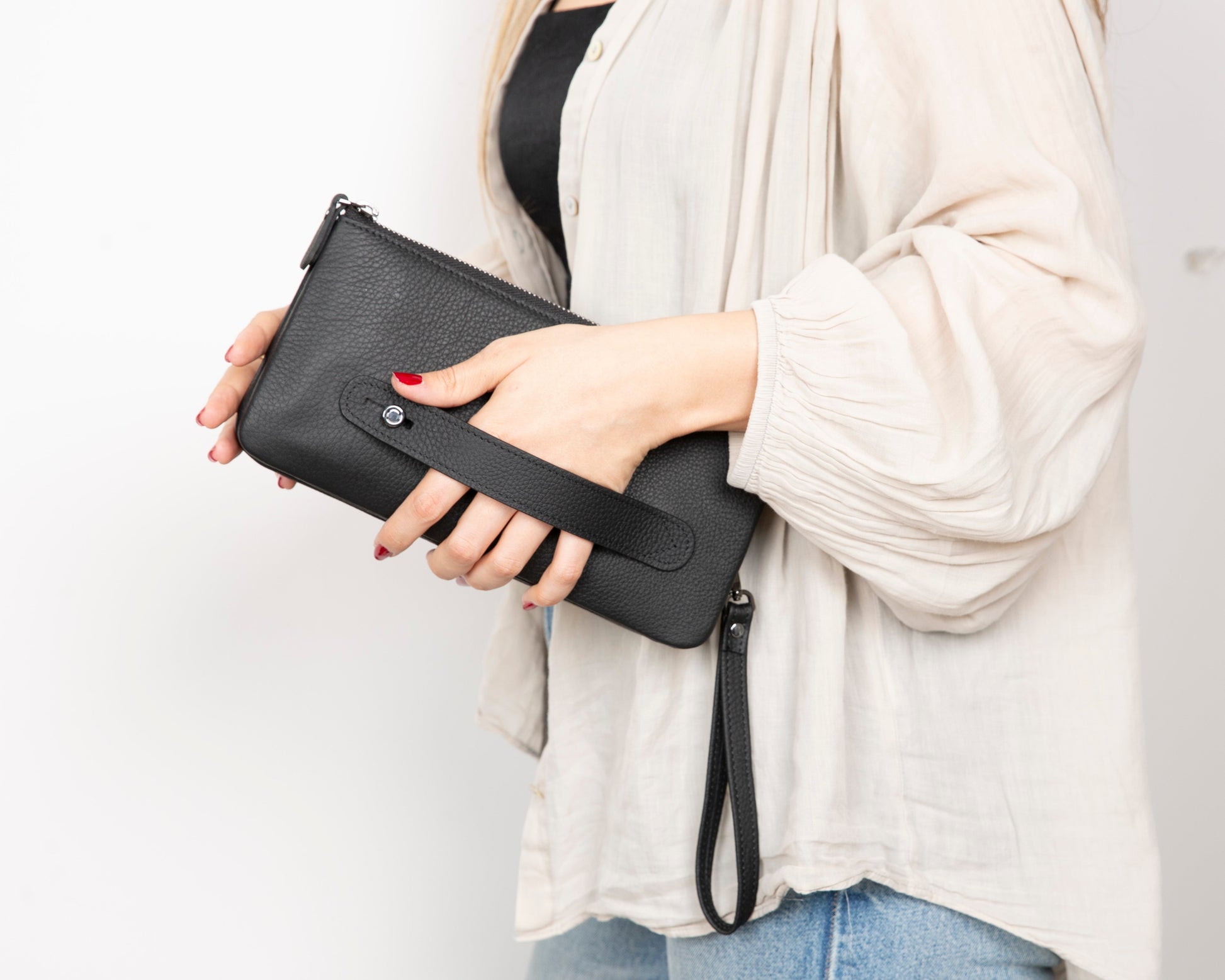 Majeste Leather Clutch Bag Mizuri Leather