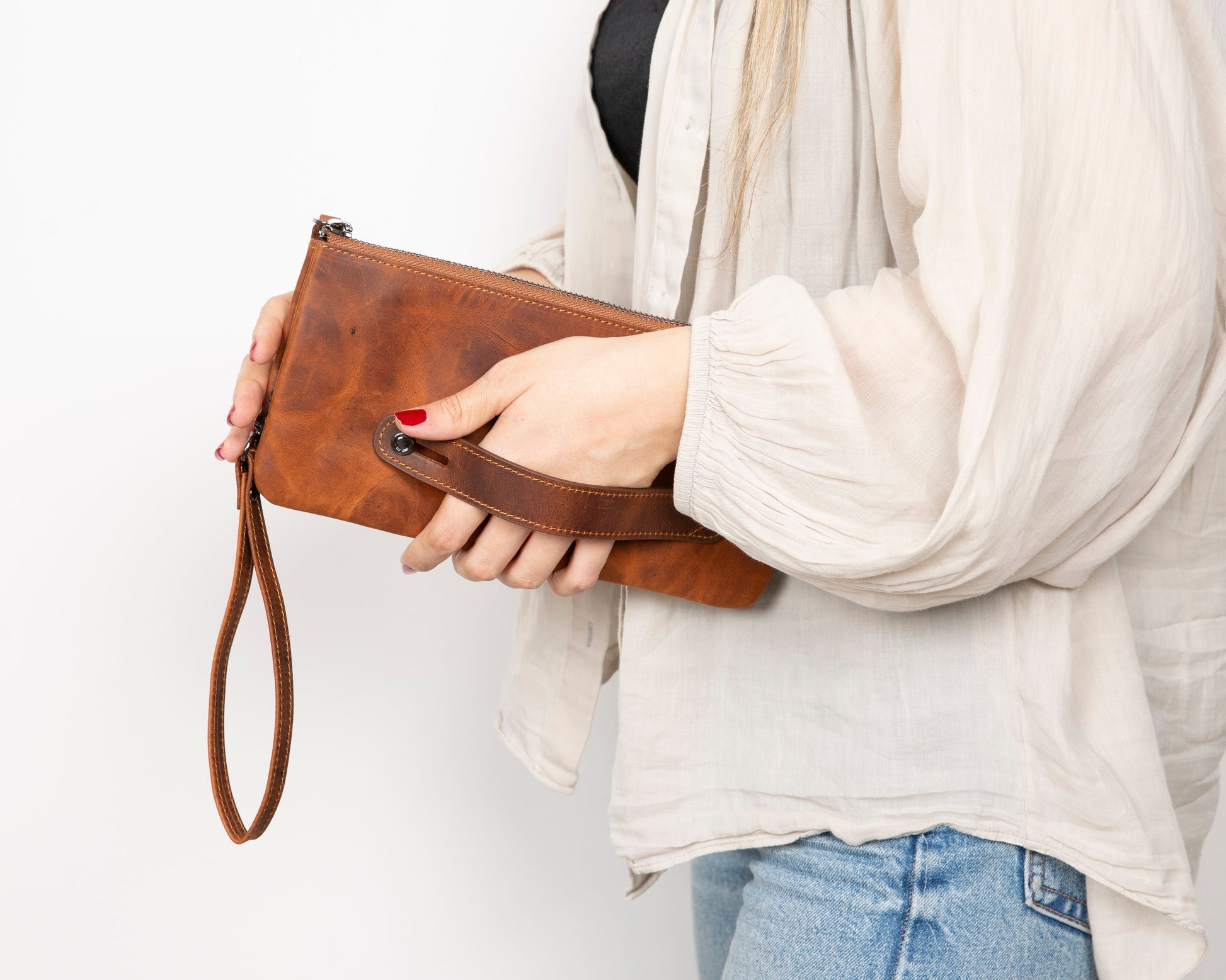 Majeste Leather Clutch Bag Mizuri Leather