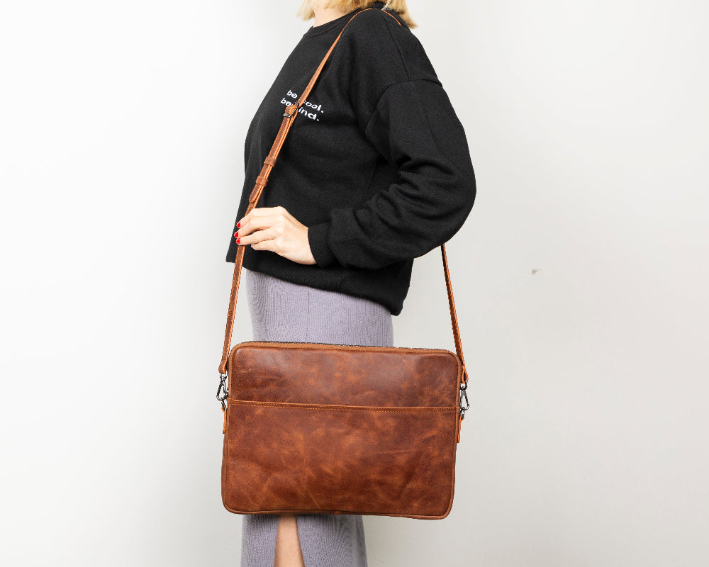 Awe Slim Leather Laptop / Tablet Bag Mizuri Leather