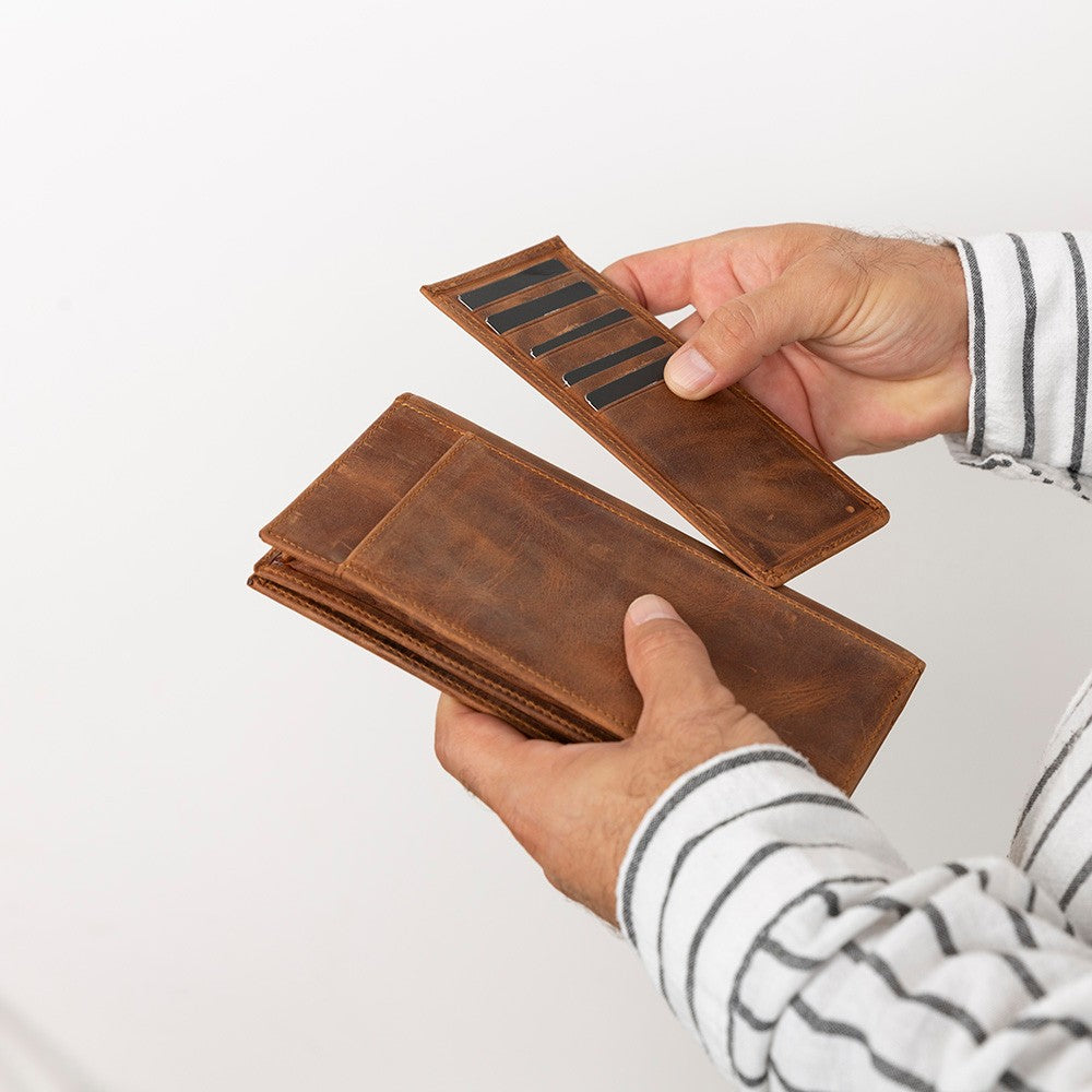 Tenuta Leather Universal Wallet Mizuri Leather