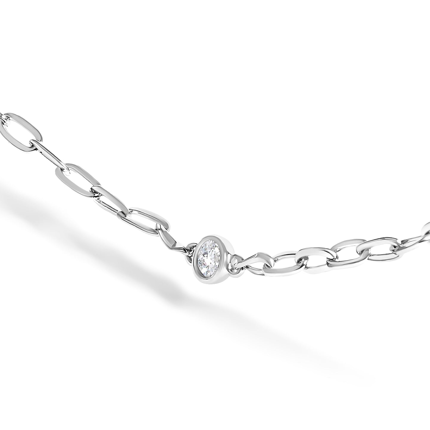 14K White Gold 1/2 Cttw Diamond Bezel Station Paperclip Chain Necklace (H-I Color, SI1-SI2 Clarity) - 18" Bids.com