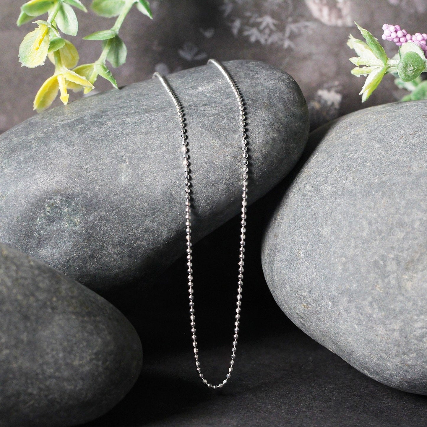 14k White Gold Diamond-Cut Bead Chain 1.2mm Bids.com
