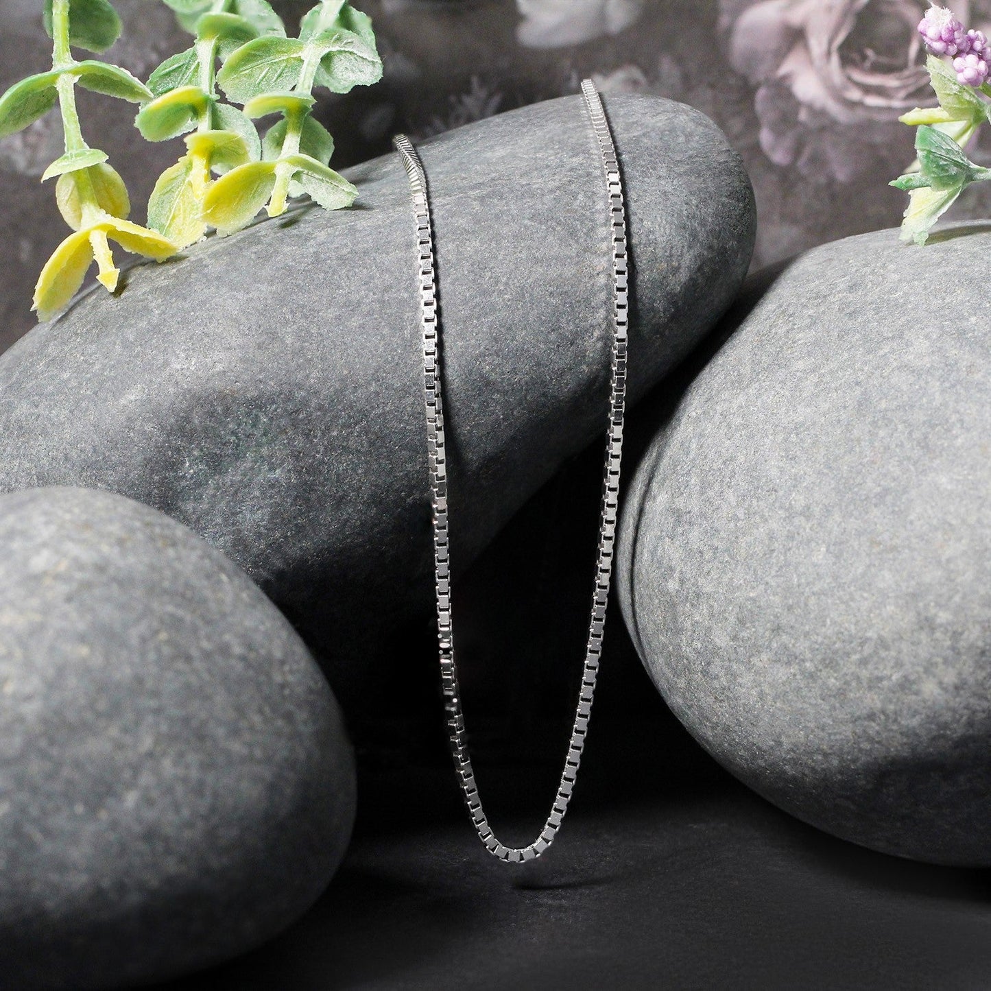 14k White Gold Classic Box Chain 1.4mm Bids.com
