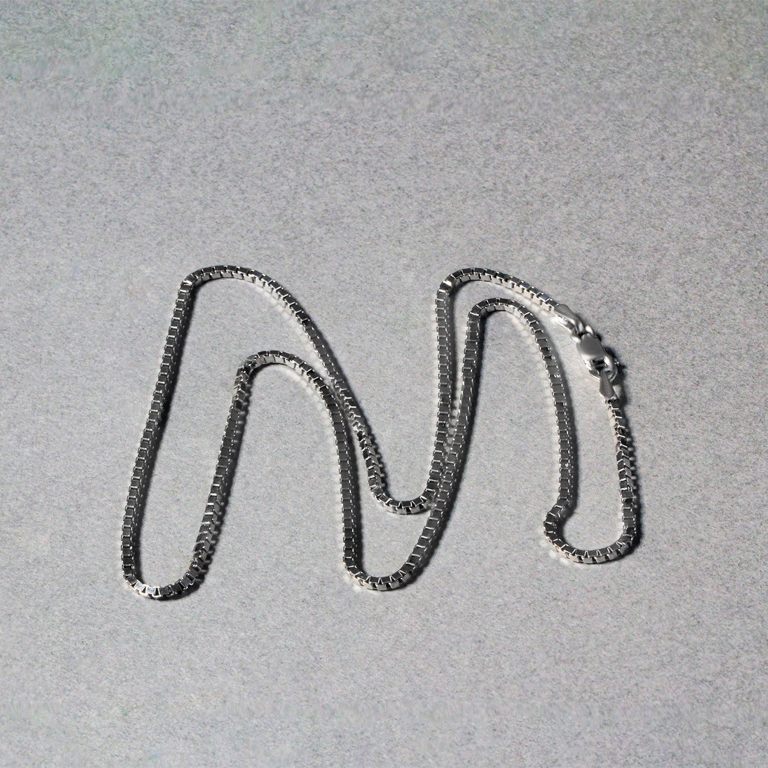 14k White Gold Classic Box Chain 1.4mm Bids.com