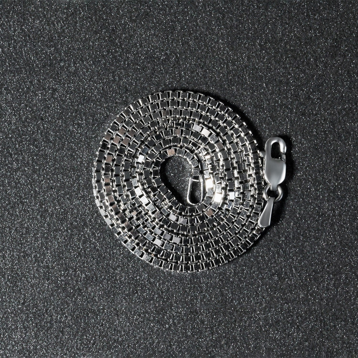 14k White Gold Classic Box Chain 1.4mm Bids.com