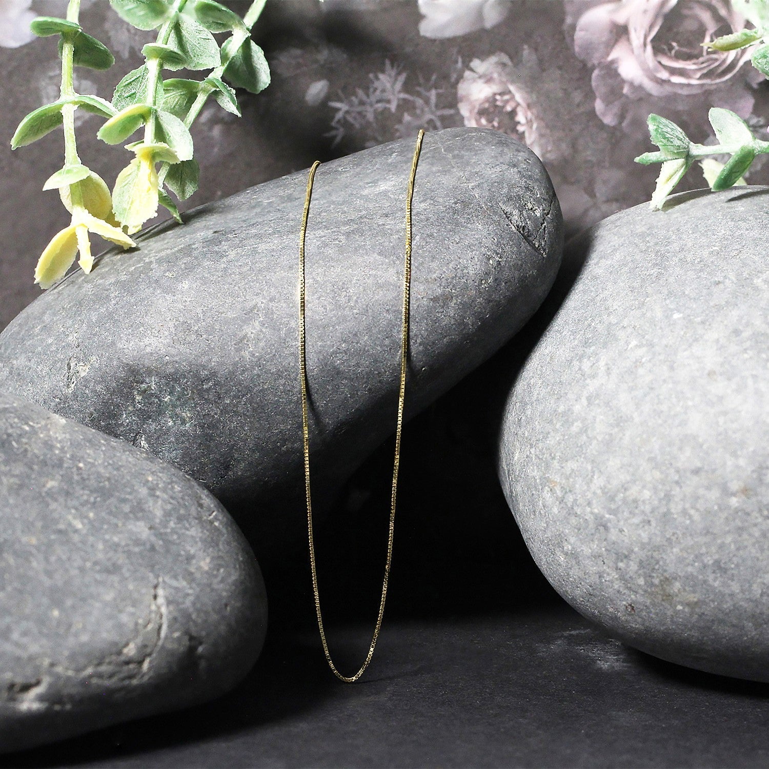 14k Yellow Gold Classic Box Chain 0.45mm Bids.com