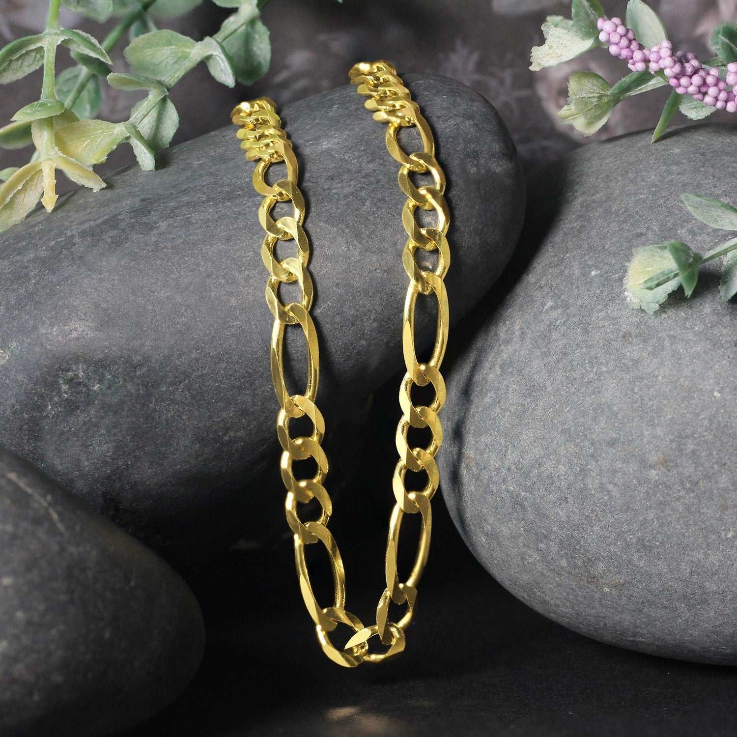 10K Yellow Gold Solid Figaro Chain (5.30 mm) Bids.com