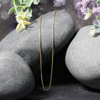 14k Yellow Gold Classic Box Chain 1.0mm Bids.com