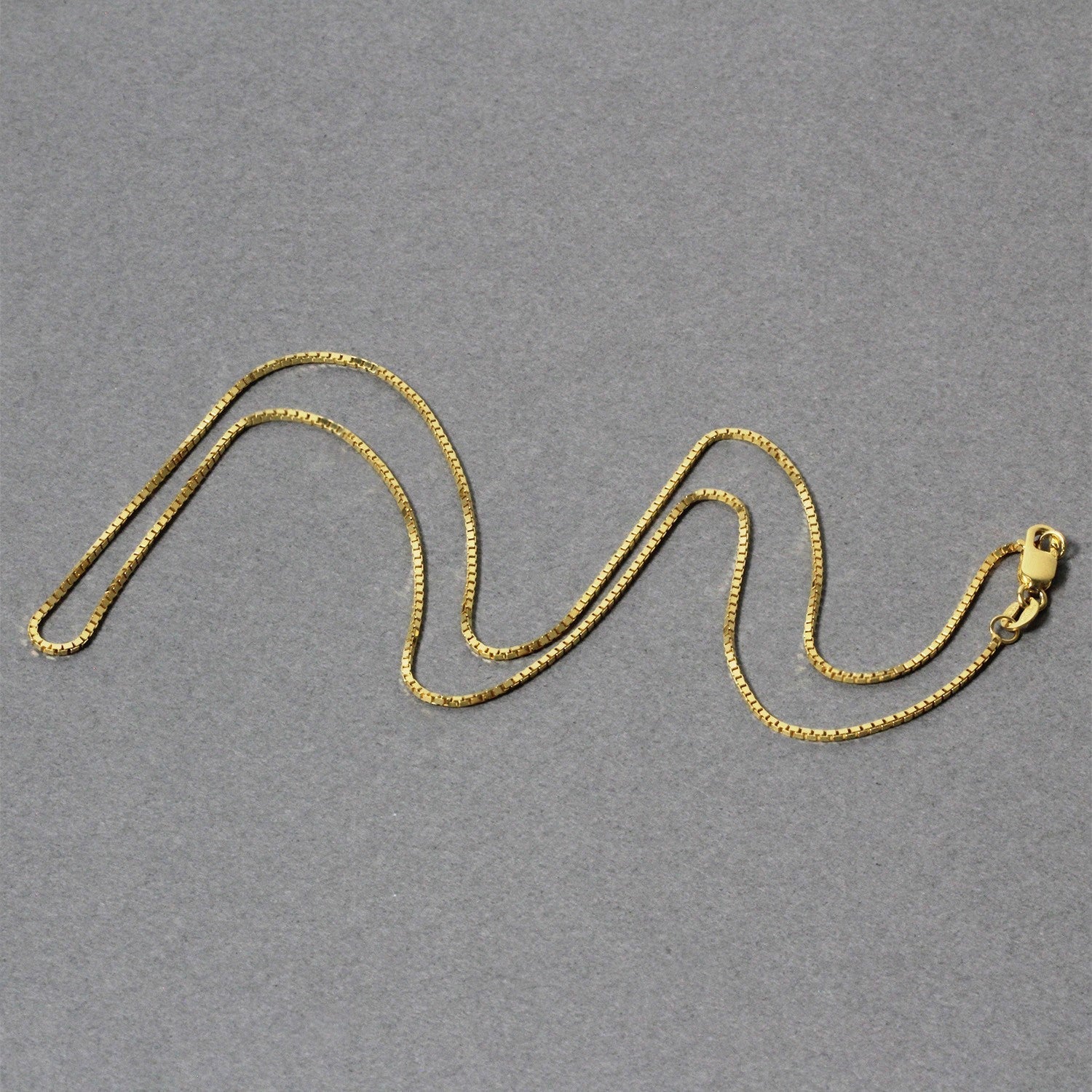14k Yellow Gold Classic Box Chain 1.0mm Bids.com