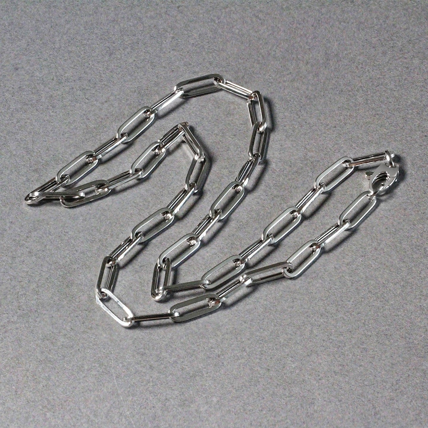 14k White Gold Bold Paperclip Chain (4.2 mm) Bids.com