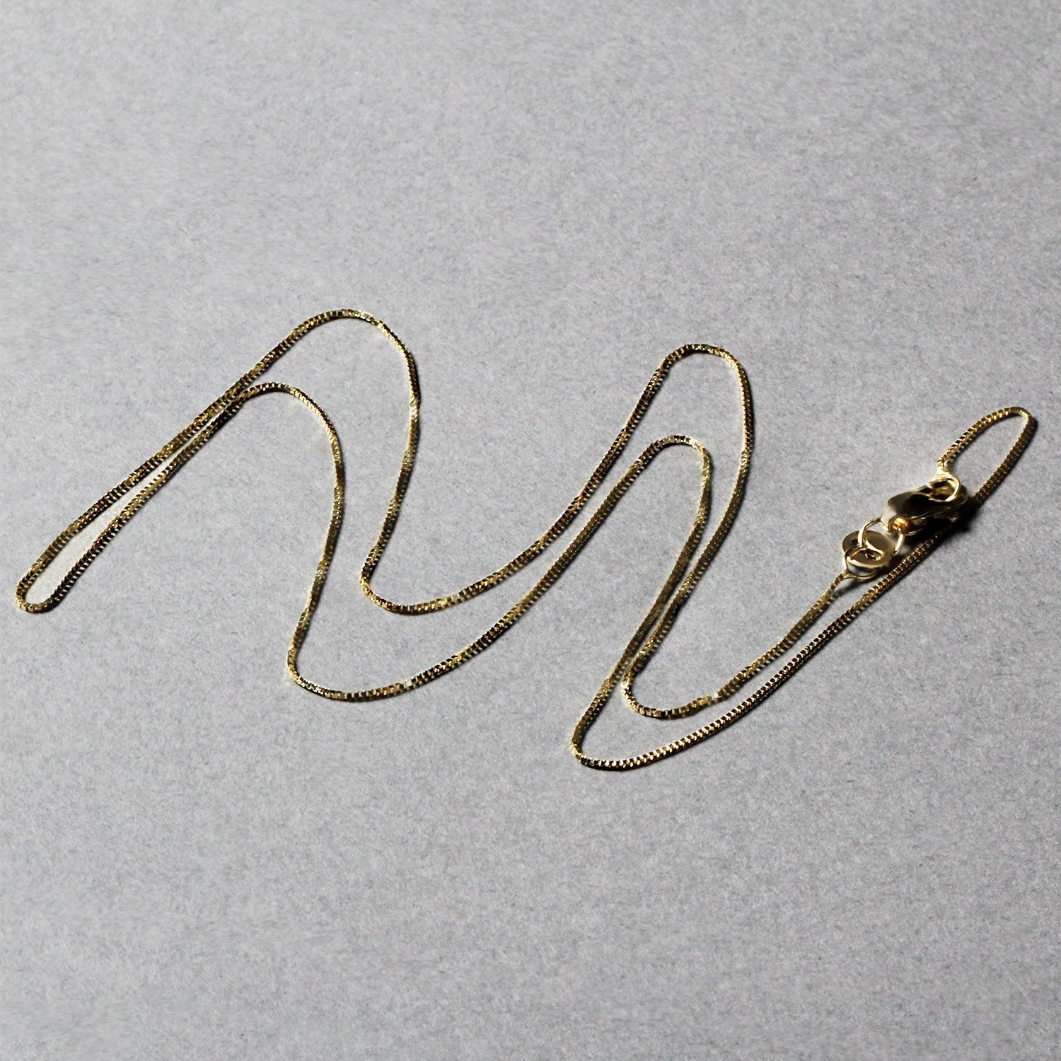 14k Yellow Gold Classic Box Chain 0.45mm Bids.com