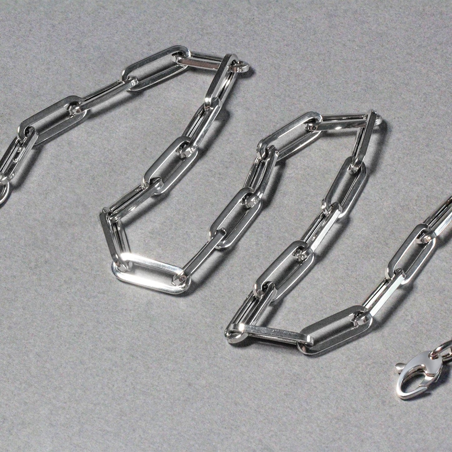 14K White Gold Wide Paperclip Chain (6.1mm) Bids.com