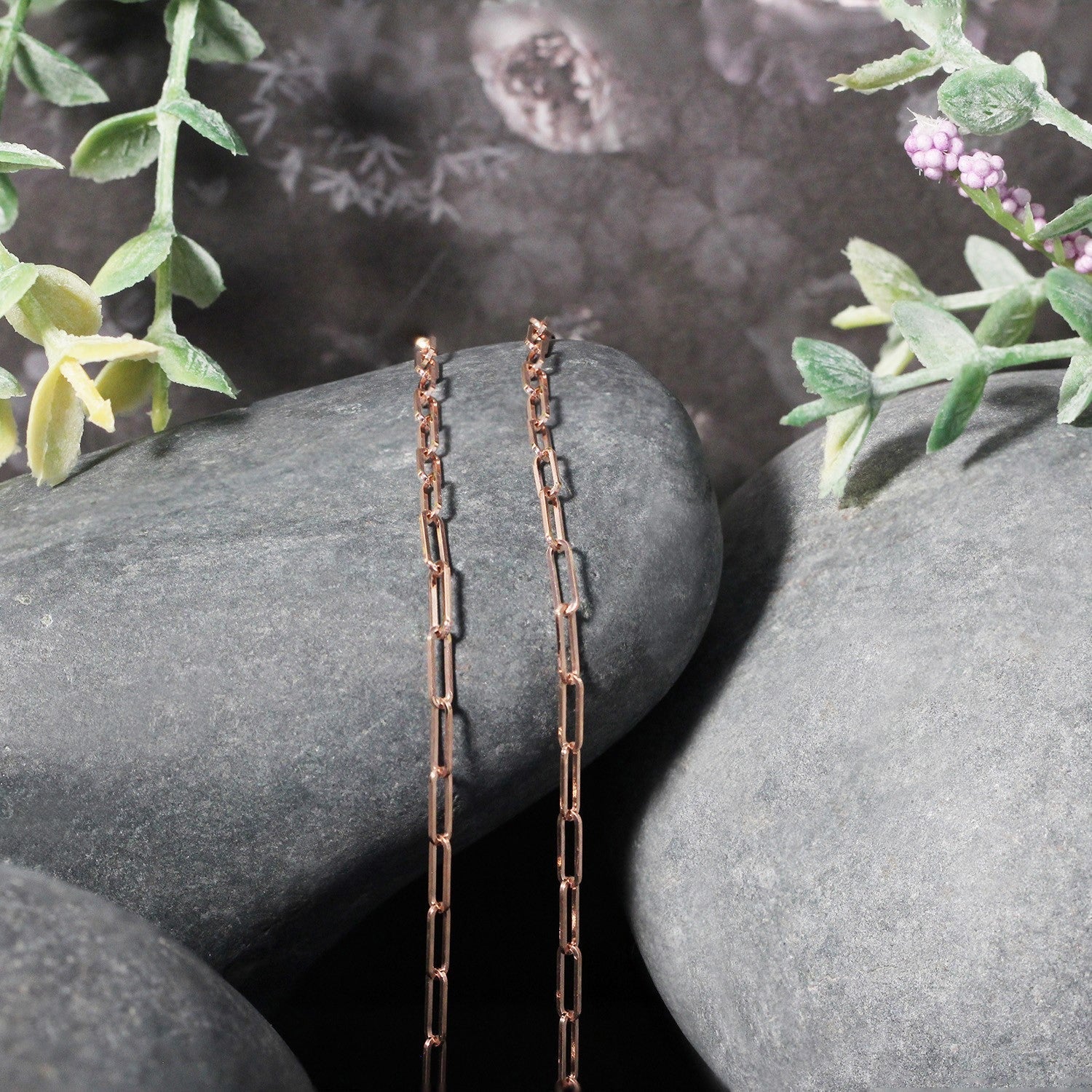14K Rose Gold Delicate Paperclip Chain (2.1mm) Bids.com