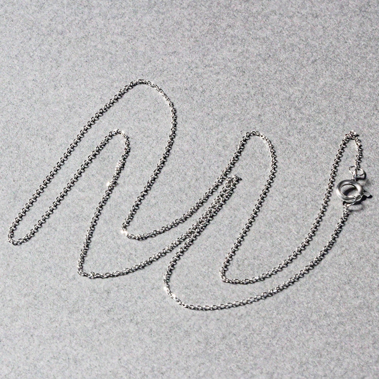 14k White Gold Diamond Cut Cable Link Chain 0.7mm Bids.com