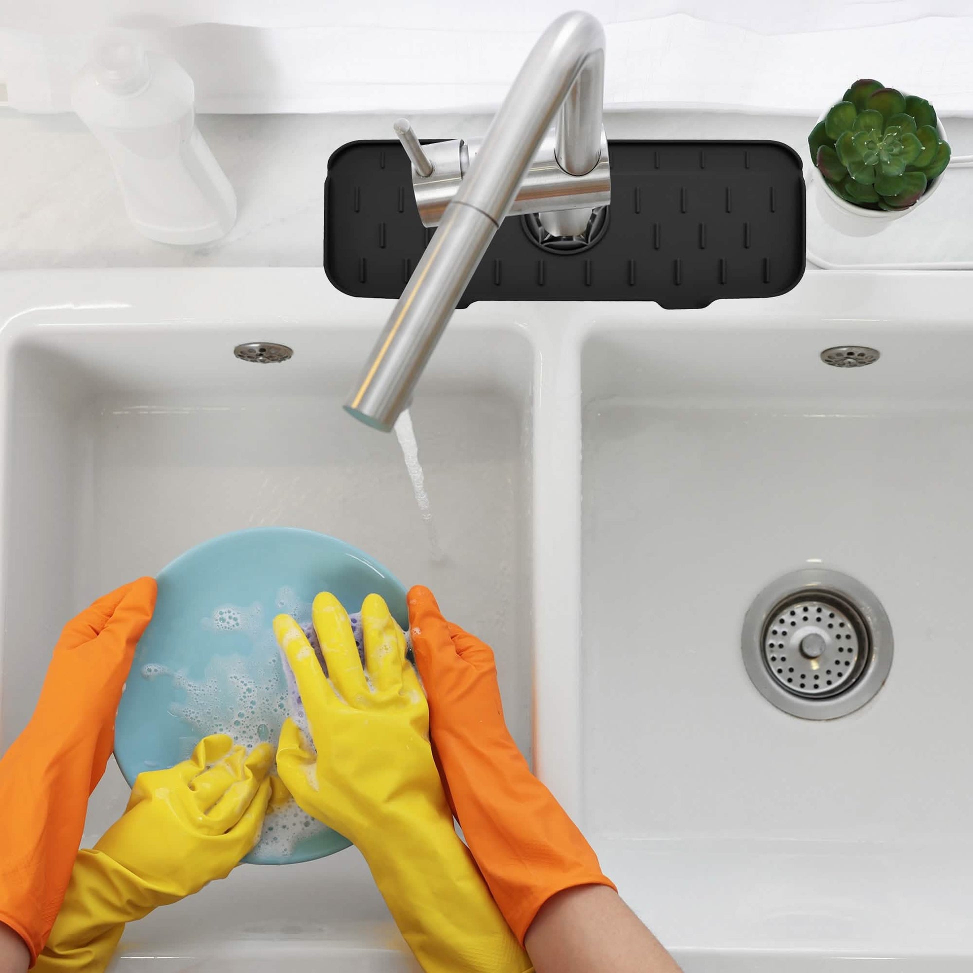 Silicone Kitchen Sink Faucet Splash Guard and Drip Catcher Tray DailySale