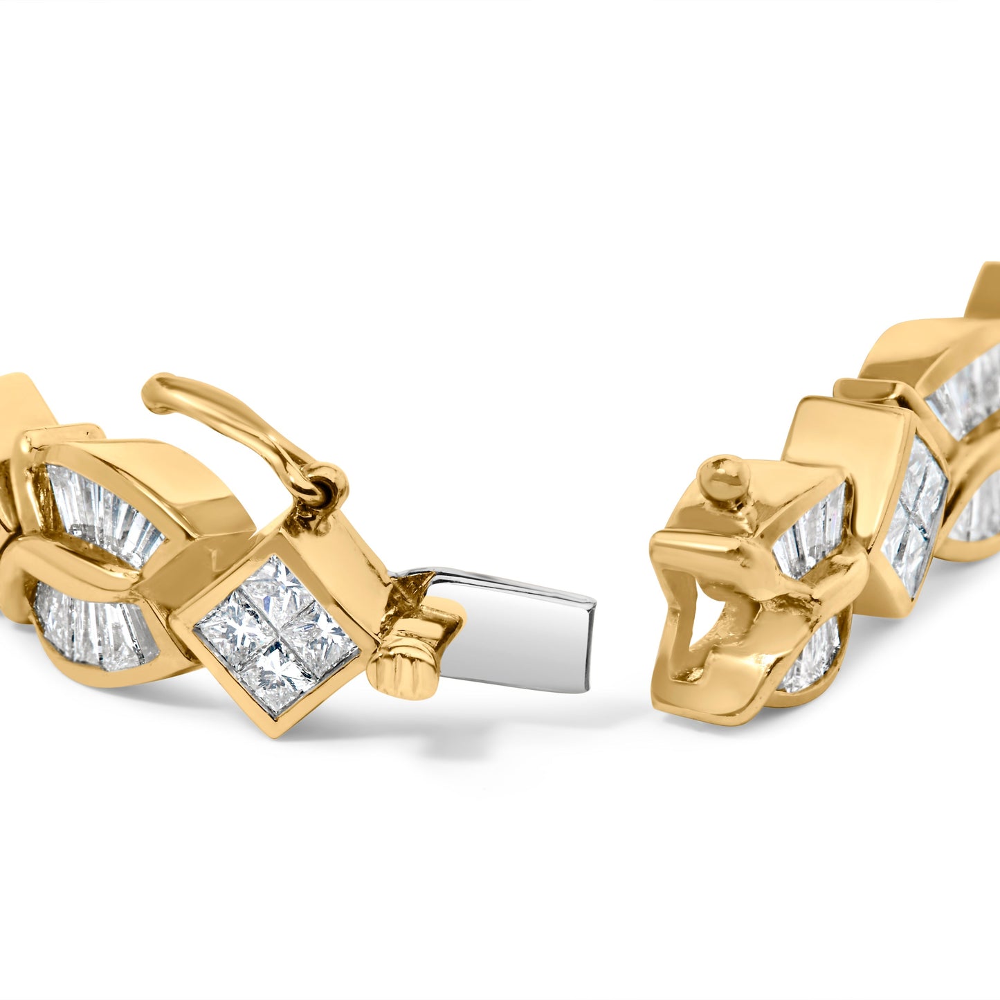 14K Yellow Gold 8 1/5 Cttw Baguette and Princess-Cut Diamond Geometric Twist Link Bracelet (G-H Color, VS1-VS2 Clarity) - Size 7" Bids.com
