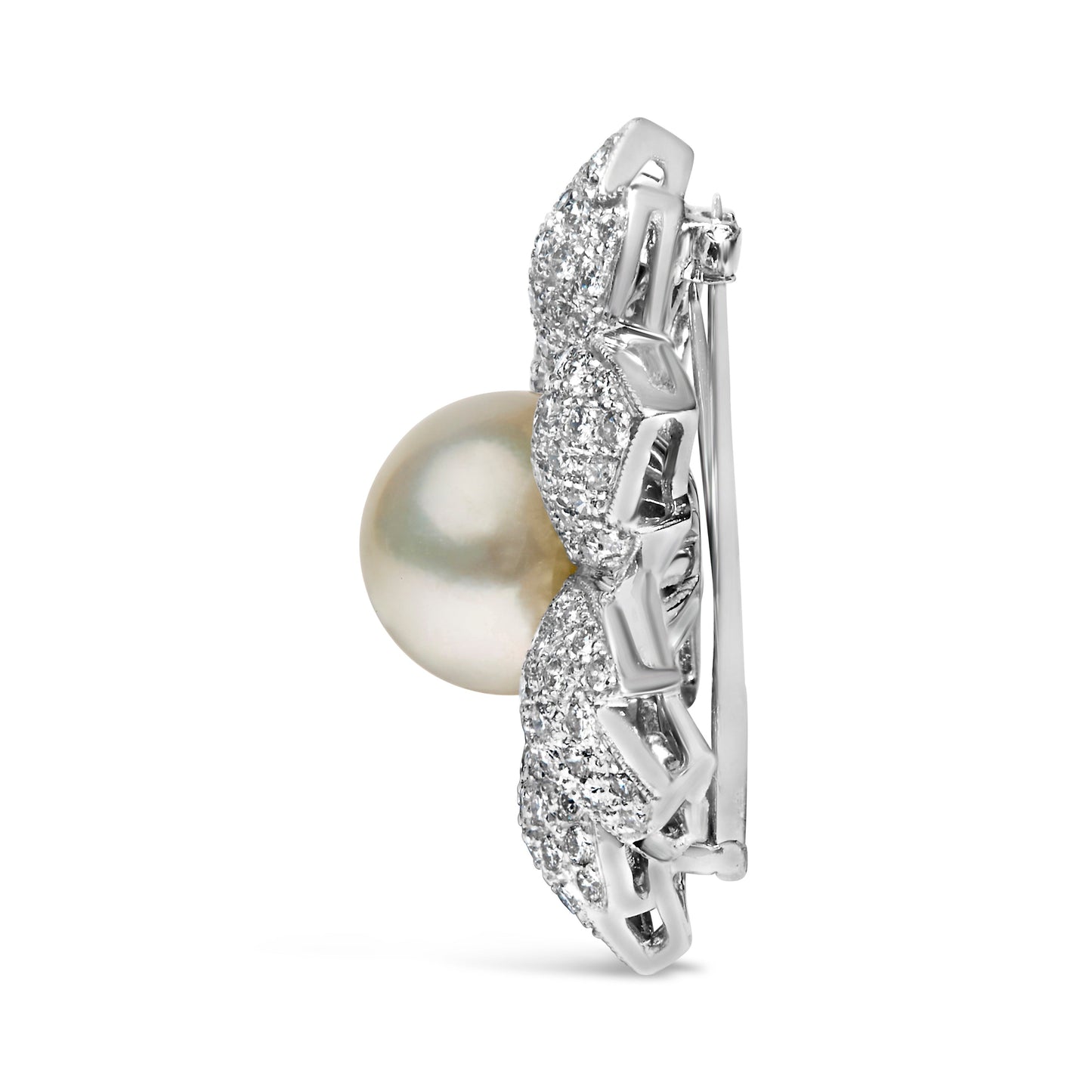 18K White Gold 2 3/4 Cttw Diamond and 12.5 MM Cultured Freshwater Pearl Floral Brooch Pin (G-H Color, VS1-VS2 Clarity) Bids.com