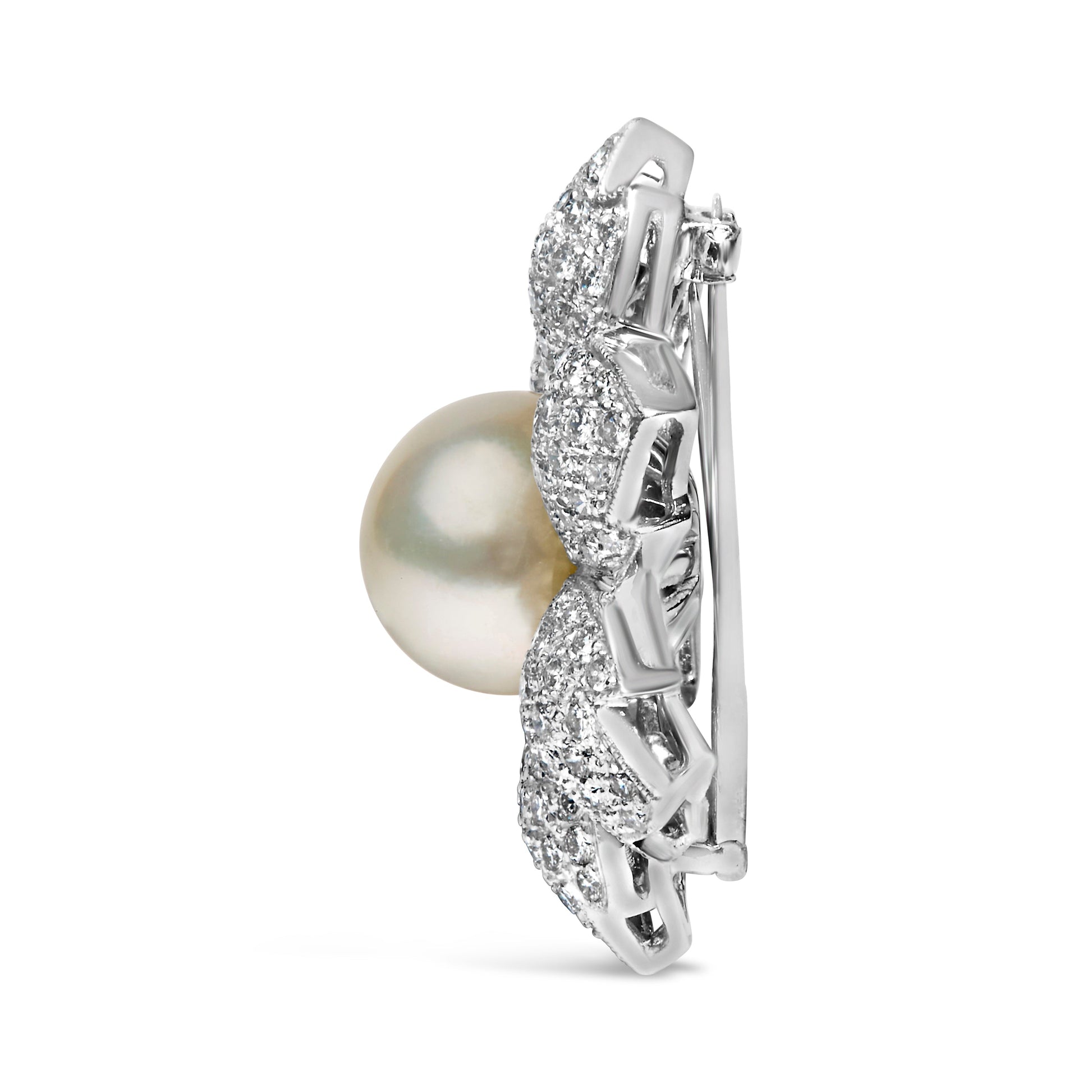 18K White Gold 2 3/4 Cttw Diamond and 12.5 MM Cultured Freshwater Pearl Floral Brooch Pin (G-H Color, VS1-VS2 Clarity) Bids.com