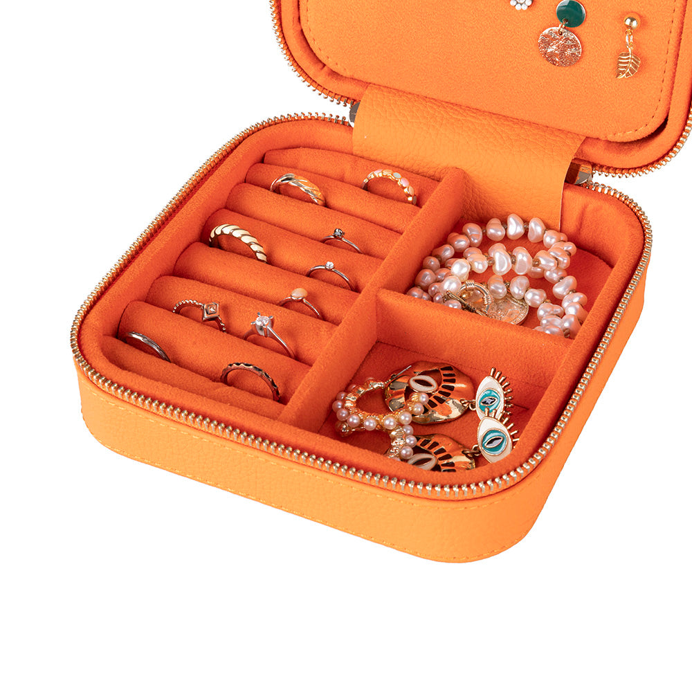 Amanda Leather Jewelry Box, Large Mizuri Leather