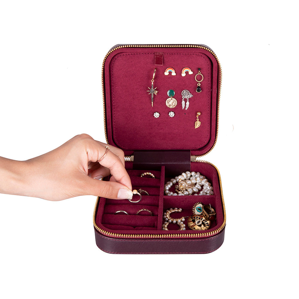 Amanda Leather Jewelry Box, Large Mizuri Leather