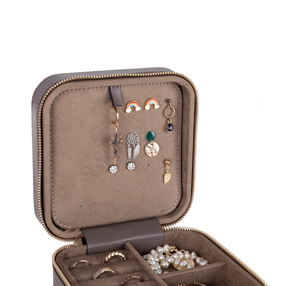 Amanda Leather Jewelry Box, Large Mizuri Leather
