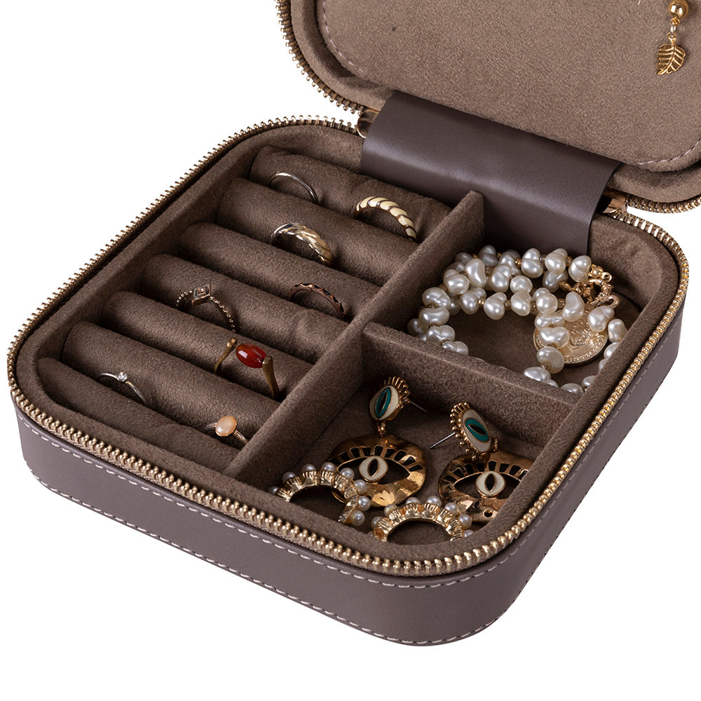 Amanda Leather Jewelry Box, Large Mizuri Leather