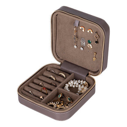 Amanda Leather Jewelry Box, Large Mizuri Leather